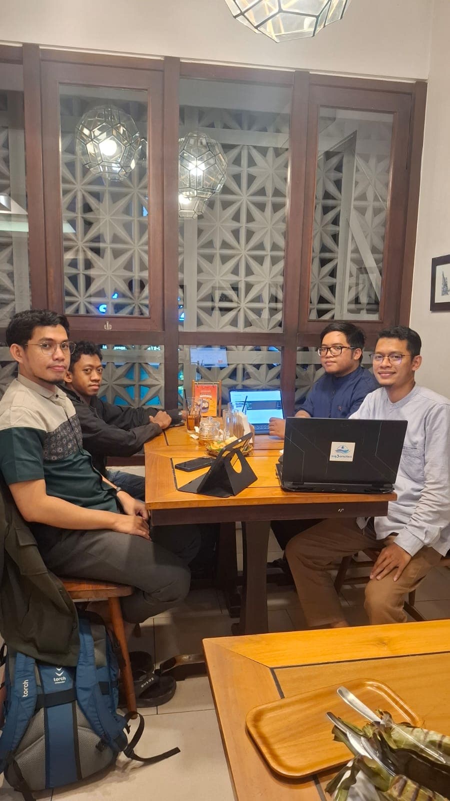 Majlis Kopi Default